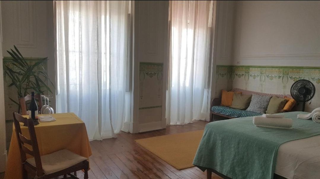 Olhaomirante Guesthouse Kültér fotó